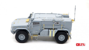 RPG Modèle 35021 KAMAZ K-4386 Typhoon-VDV Véhicule blindé protégé contre les mines Type initial 1/35  – immagine 2