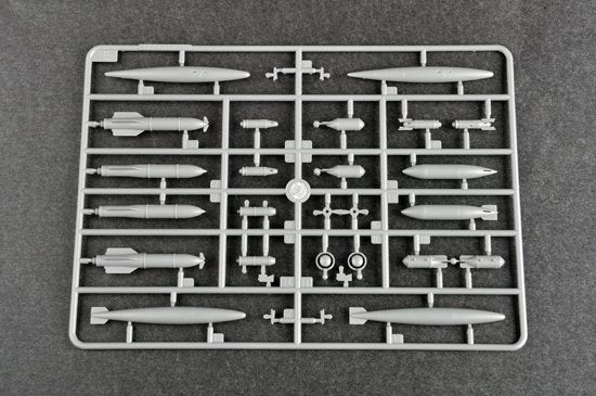 Trumpeter 01685 Nanchang Q5C 1/72 – Bild 6