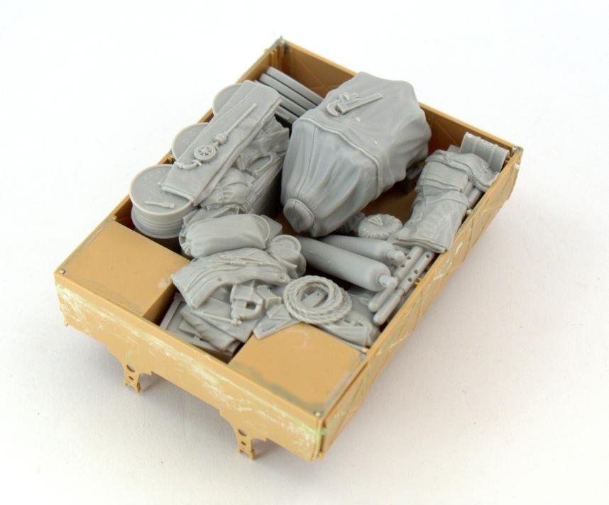Panzer Art RE35-482 Kit de rangement pour Sd.Kfz 9 FAMO 1/35  – immagine 3
