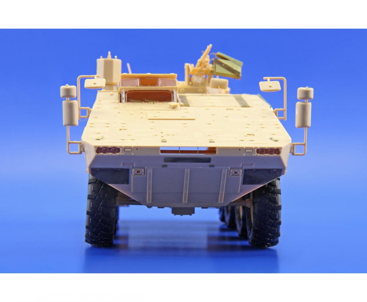 Eduard 36215 Boxer MRAV 1/35 Hobby Boss – image 19
