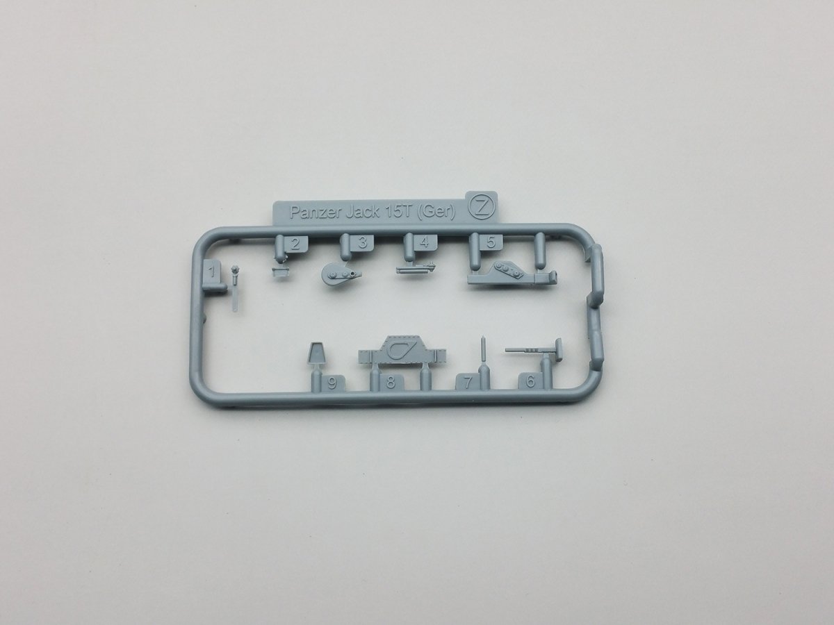 Amusing Hobby 35A019 Pz.Kpfw.38D 1/35 – imagen 10