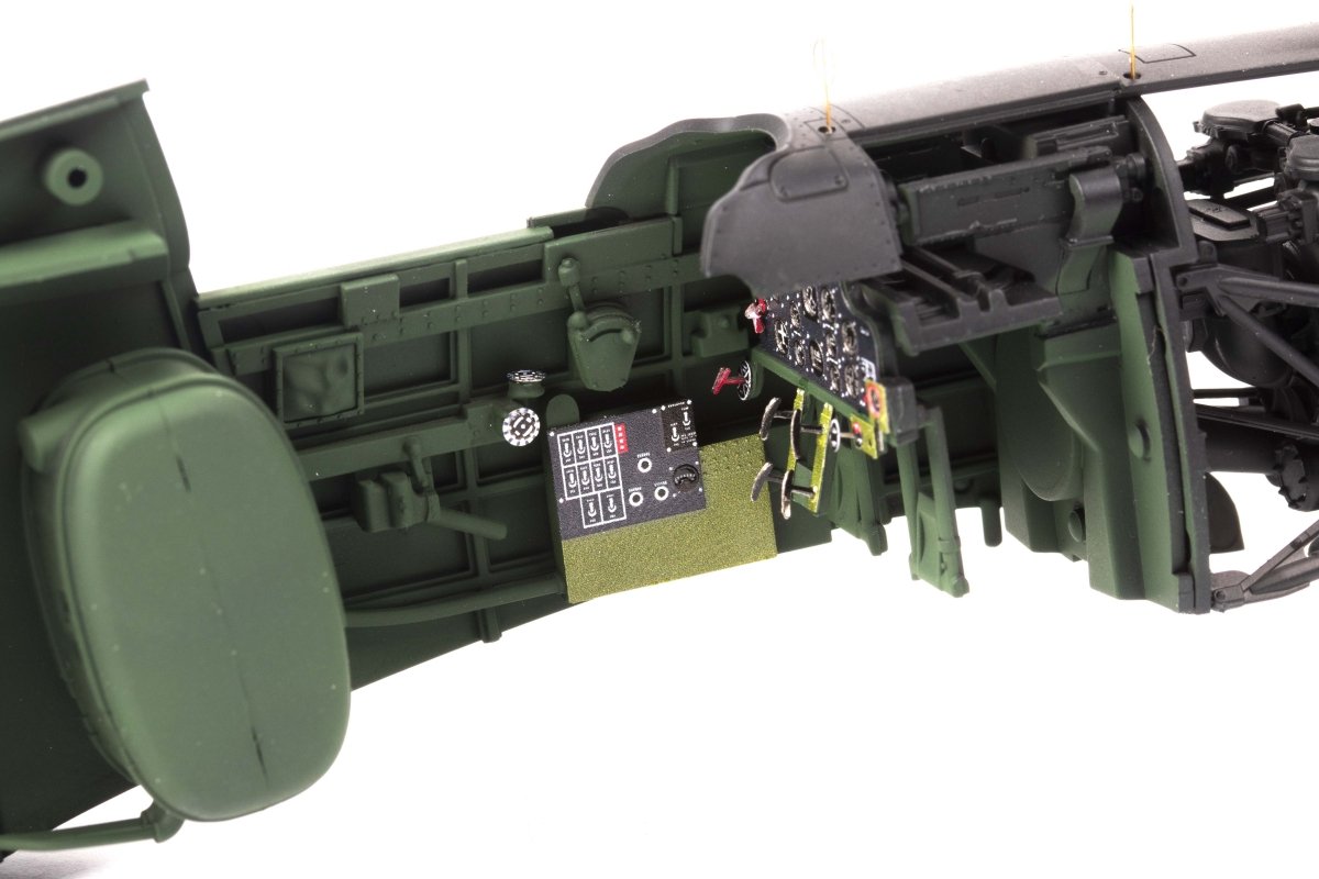 Eduard 33297 Hawk 81-A2 GREAT WALL HOBBY 1/32 – Bild 2