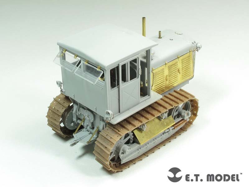 Tracteur russe ChTZ S-65 ET Model E35-193 avec cabine (pour TRUMPETER 05539) (1/35) – immagine 4