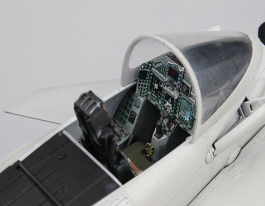 Trumpeter 02278 EF-2000A Eurofighter Typhoon 1/32 – Bild 3