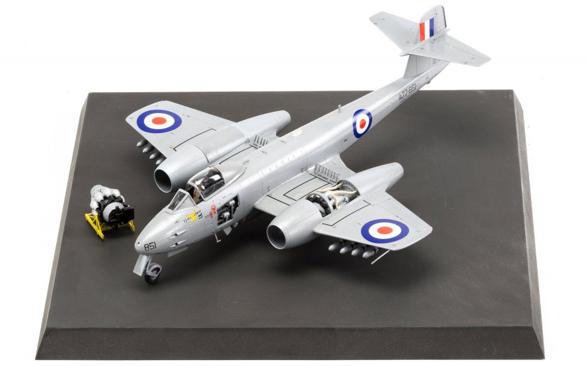 Airfix 09184 Gloster Meteor F8 Guerre de Corée 1/48 – image 2