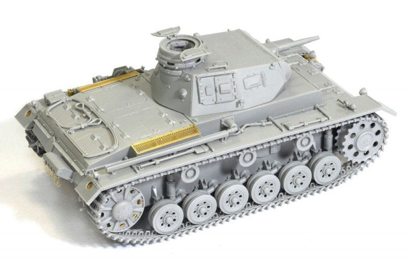 Dragon 6631 Pz.Kpfw. III Ausf. E France 1940 1/35 – immagine 5