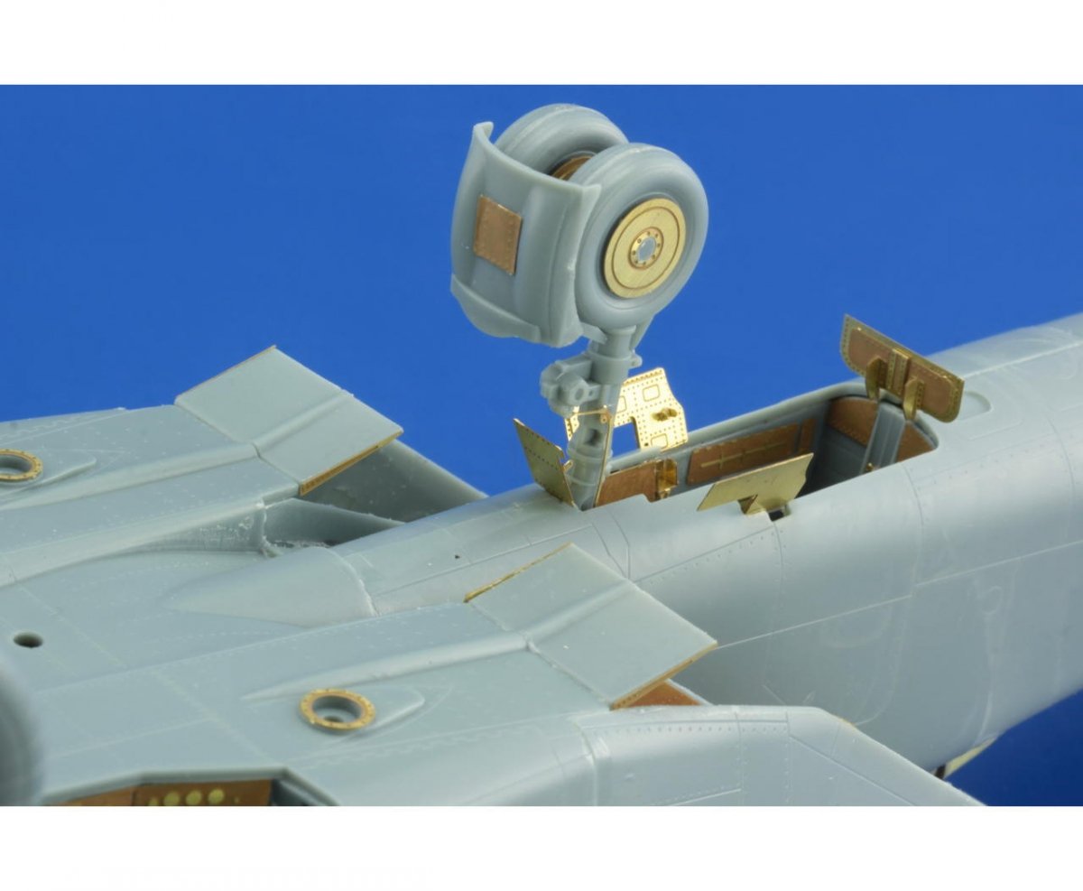 Eduard 48797 MiG-25PD/ PDS Foxbat extérieur KITTY HAWK 1/48 – immagine 15