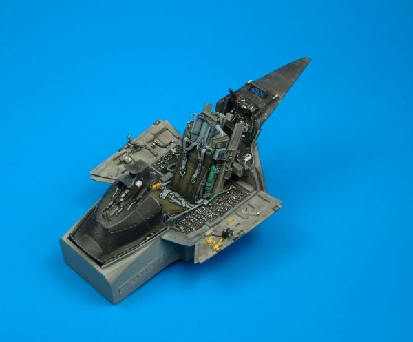 Ensemble cockpit Aires 2040 F-16C Fighting Falcon 1/32 Academy
