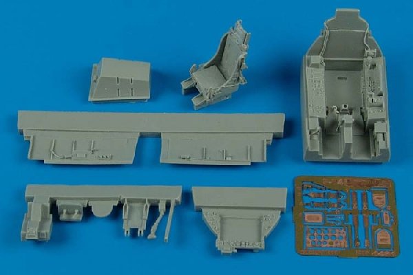 Ensemble de cockpit Aires 4461 F-84F Thunderstreak 1/48 Kinetic