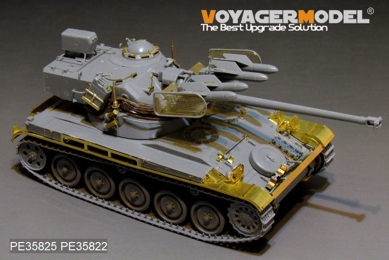 Maquette Voyager PE35825 AMX-13/75 français moderne avec missile antichar SS-11 (réservoir léger, lance-fumigènes et embase d&amp;#39;antenne inclus) pour TAKOM 2038 au 1/35 – image 2
