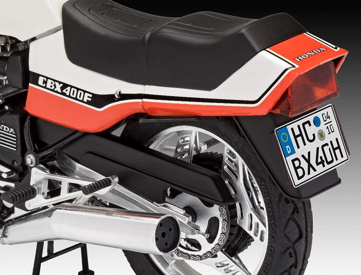 Revell 07939 Honda CBX 400 F 1/12 – image 8