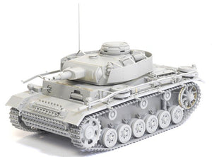 Dragon 6474 Pzkpfw. III Ausf. N avec Schurzen (1/35) – image 7