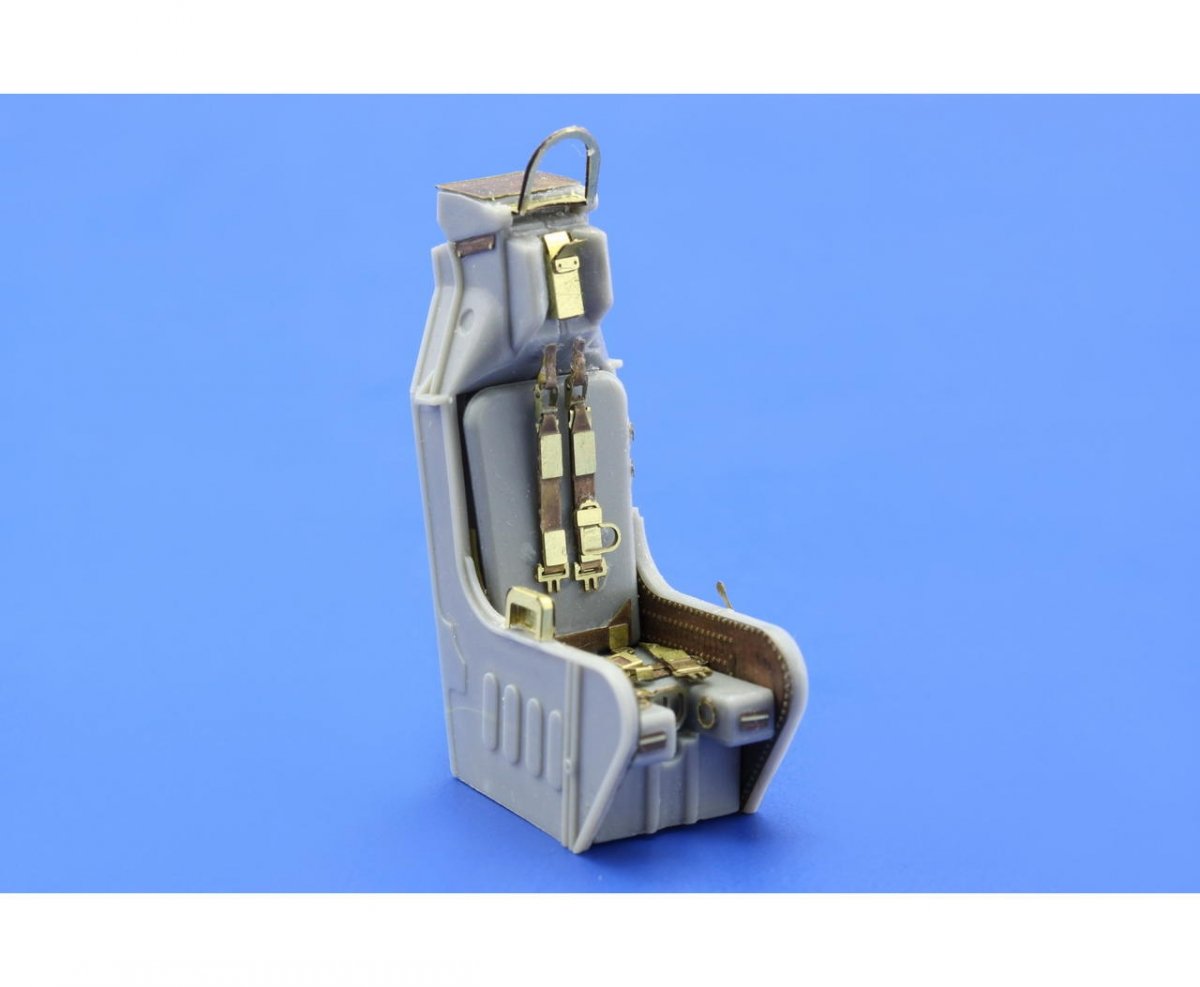 Ceintures de sécurité Eduard 32783 A-4F Escapac IA-1, échelle 1/32, Trumpeter – image 2