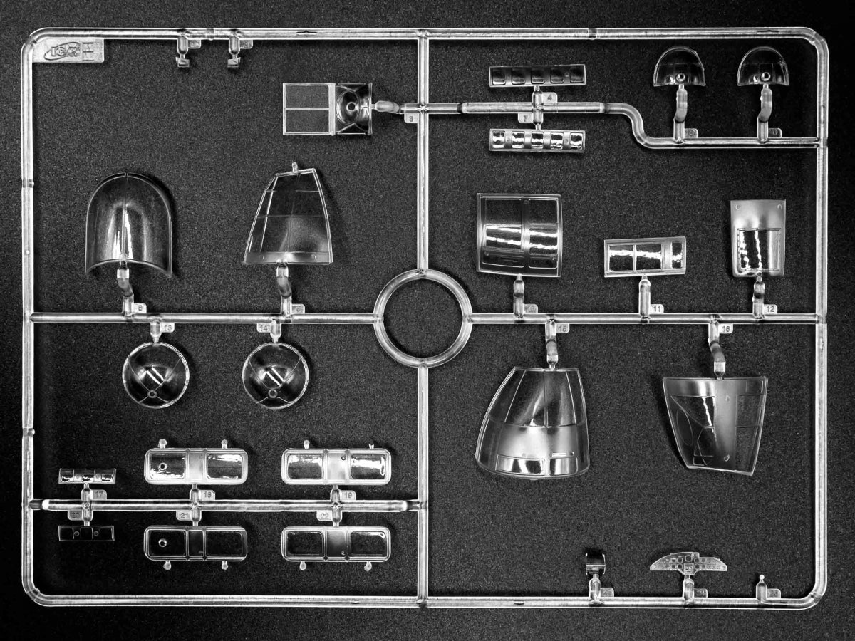 ICM 48268 Captured Heinkel 1/48 – zdjęcie 12