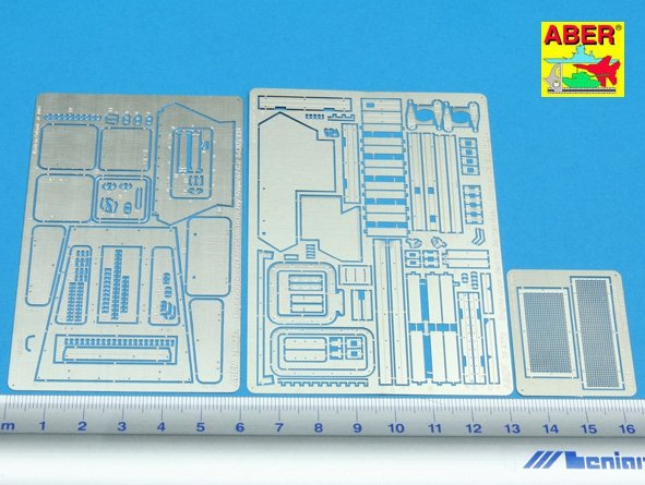 Aber 35A077 Pont supérieur du moteur pour voiture blindée lourde Sd. Kfz. 234 (1/35)  – immagine 2