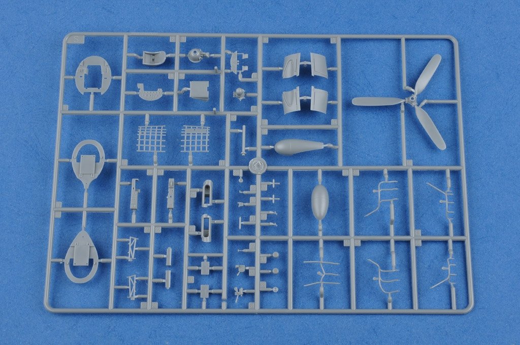 Hobby Boss 80381 F4U-1 Corsair Première version 1/48 – immagine 7