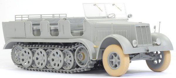 Dragon 6466 8T HALFTRACK Production initiale (1/35) – image 8