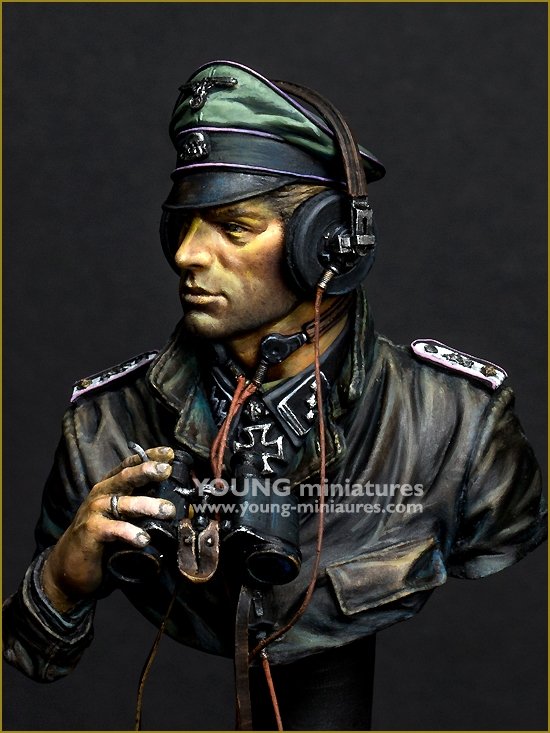 Young Miniatures YM1876 SS Panzer Commander Normandie 1944 1/10 – image 3
