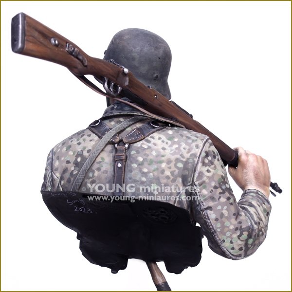 Young Miniatures YM1895 Jeune soldat allemand Seconde Guerre mondiale 1/10  – Bild 4