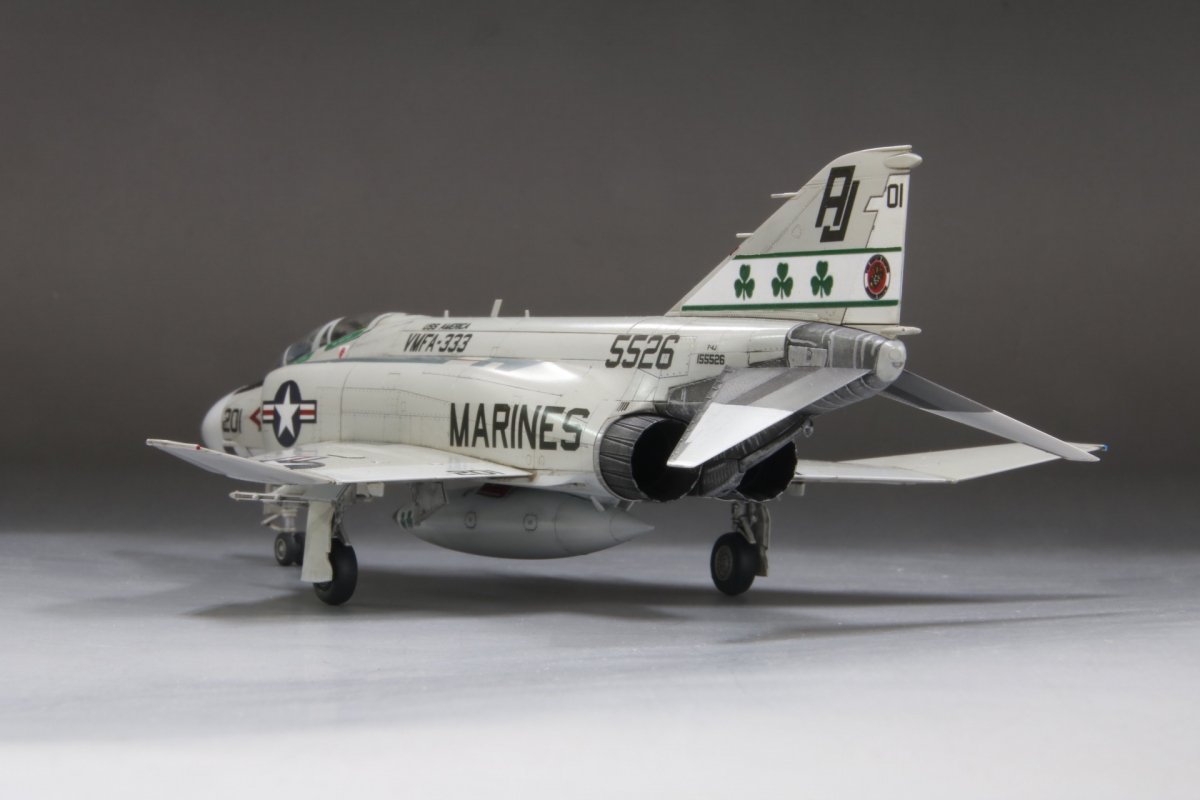 Fine Molds 72843 US MARINE F-4J Jet Fighter MARINES 1/72  – image 7