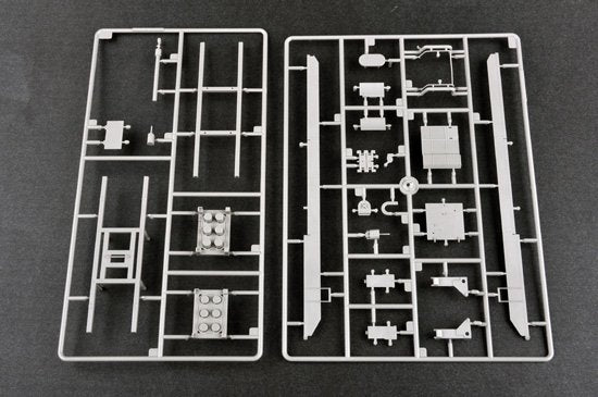 Trumpeter 01046 Mittlere Artillerie Raketen System MARS 1/35 – image 10