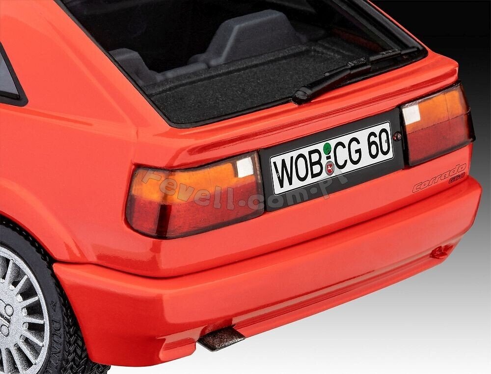 Revell 05666 VW Corrado 1/24 – image 5