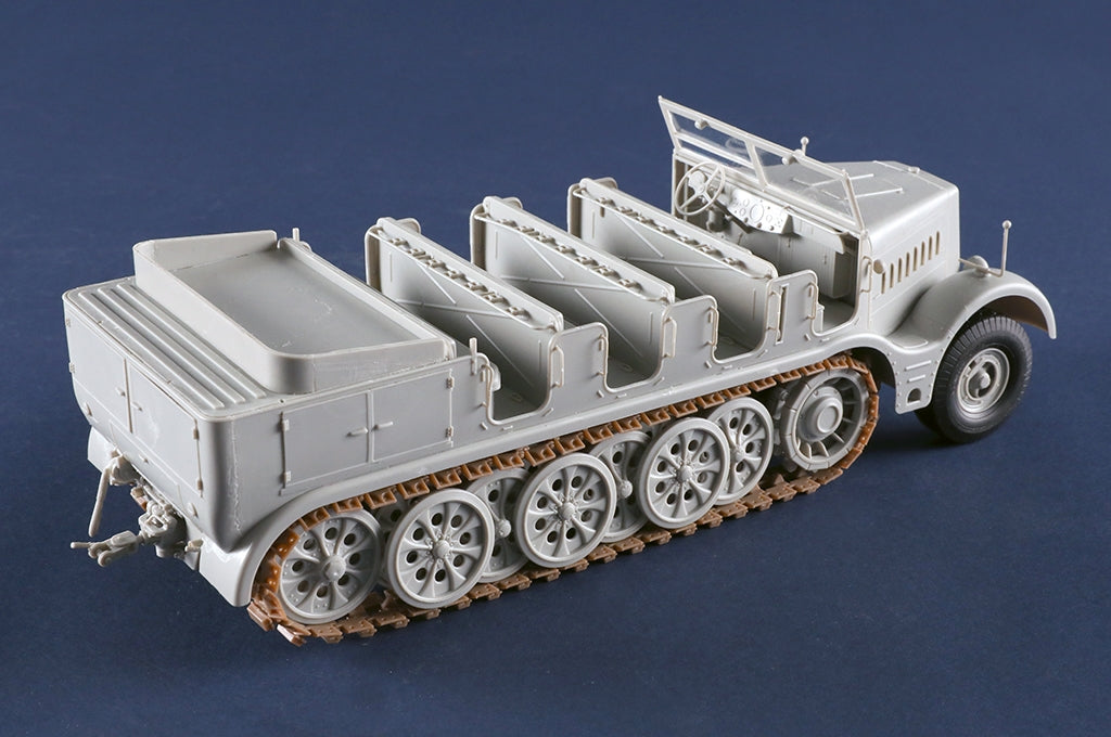 Trumpeter 09575 Schwerer Zugkraftwagen 18 t Sd.Kfz.9 Artillerie Version 1/35 – image 7