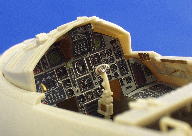 Intérieur du F-15C Eduard 32532 au 1/32 Tamiya – immagine 5