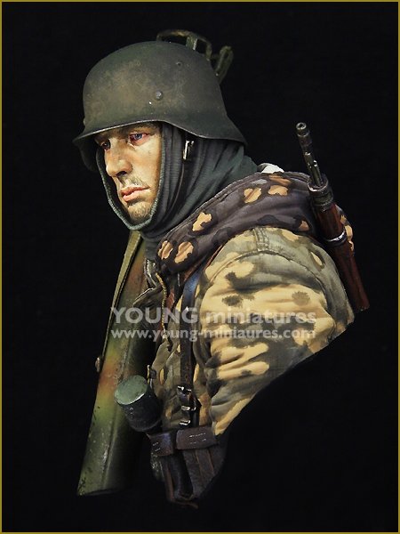 Young Miniatures YM1865 Waffen SS allemand avec Panzerschreck 1/10 – image 3