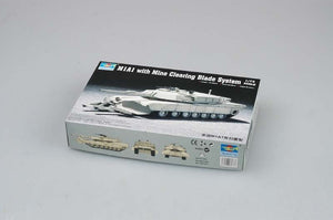 Trumpeter 07277 M1A1 avec système de lame de déminage (1/72) – image 2