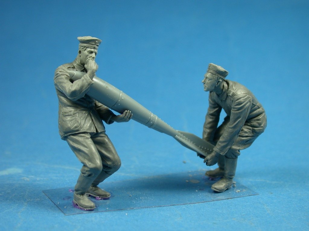 Maquette Copper State Models F32-020 Personnel au sol d&amp;#39;un bombardier allemand N°2 1/32 – image 2