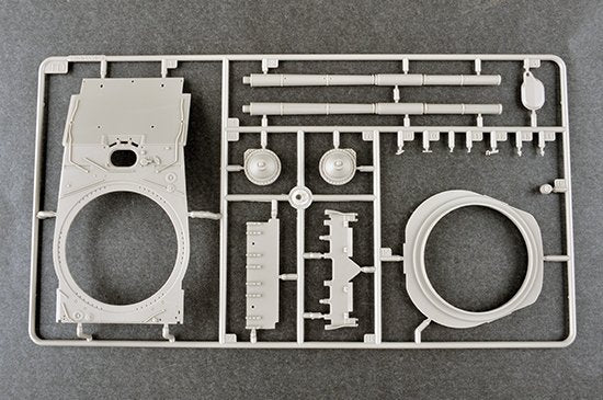 Trumpeter 09579 Char de combat principal russe T-80UE-1 au 1/35 – image 9
