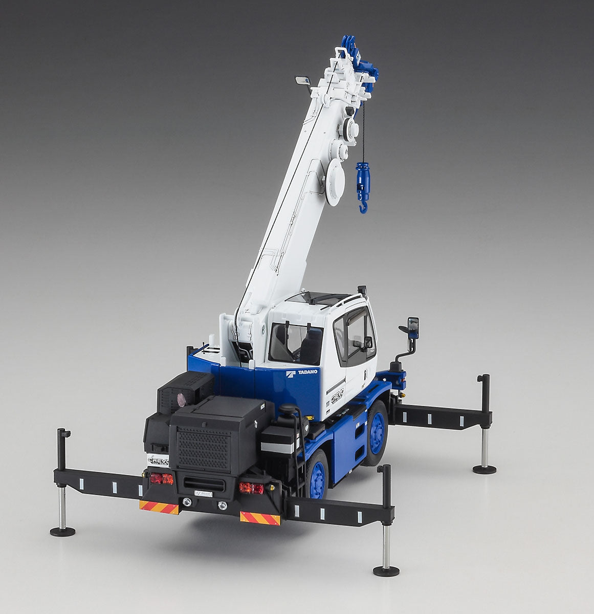 Hasegawa 66110 Grue tout-terrain Tadano GR-130NL/N CREVO Mini G4 « H-Type Outrigger » 1/35 – image 3
