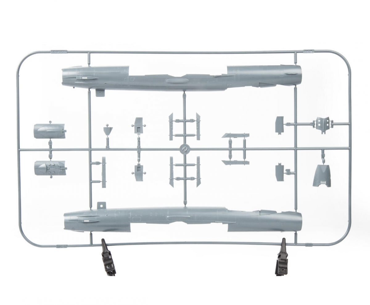 Eduard 8231 MiG-21MF ProfiPACK Edition 1/48