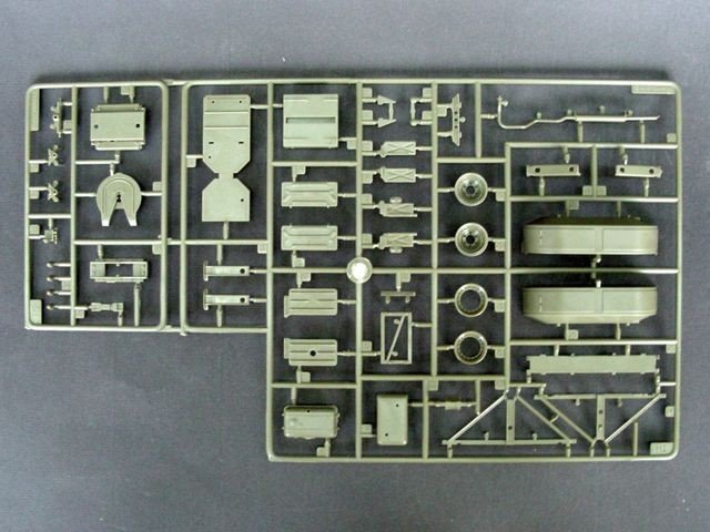 Trumpeter 00205 Missile HQ-2 avec cabine de chargement (1/35) – imagen 12