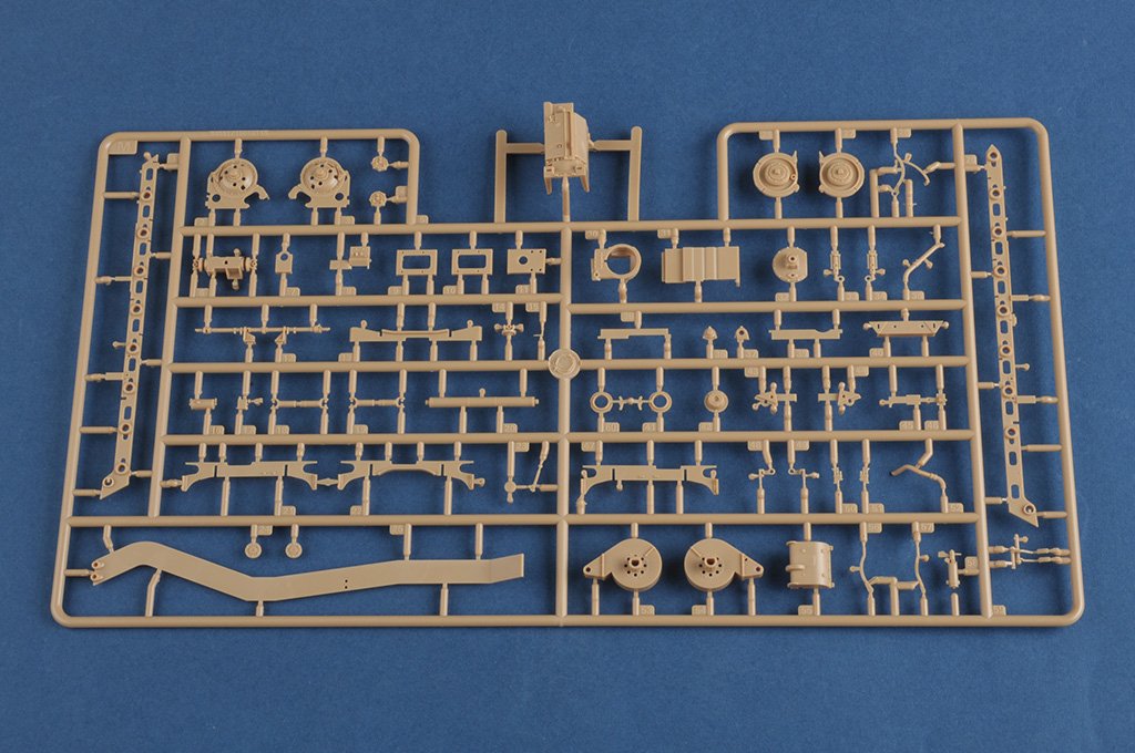 Hobby Boss 84554 allemand Sd.Kfz.179 Bergepanther Ausf.G version tardive 1/35 – Bild 7