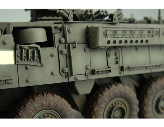 Trumpeter 00398 Armée des États-Unis M1131 Stryker FSV (1/35) – image 4