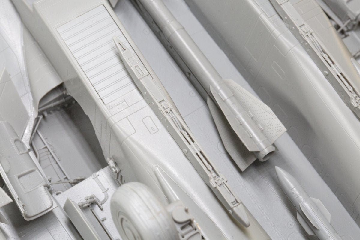 MiniBase 8001 SU-33 Flanker-D 1/48 – immagine 45
