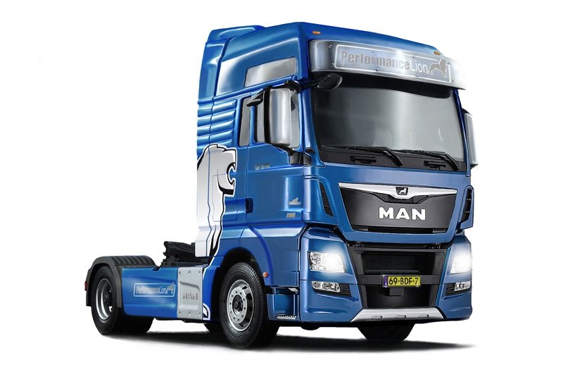 Italeri 3916 MAN TGX XXL D38 1/24 – image 2
