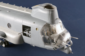 Trumpeter 05113 ACH-47A Chinook blindé 1/35 – Bild 15