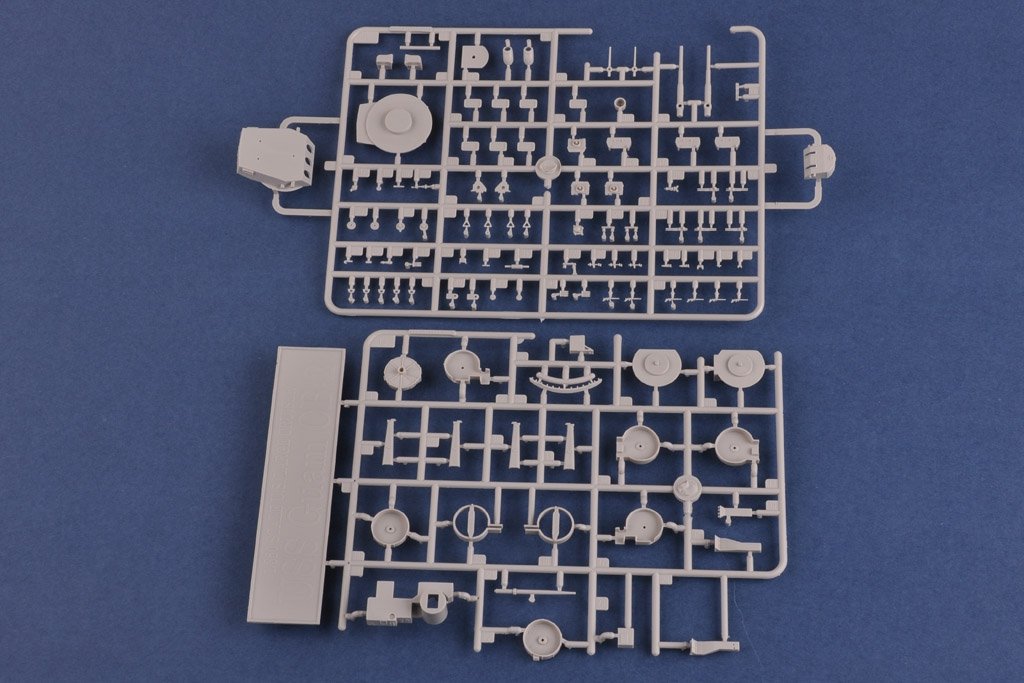 Hobby Boss 86514 USS Guam CB-2 1/350 – image 5