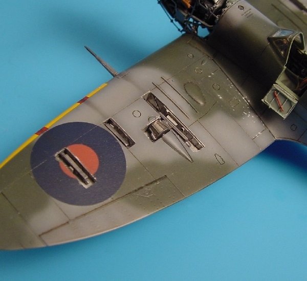 Aires 7102 Supermarine Spitfire Mk. Vb baie de canon 1/72 Tamiya