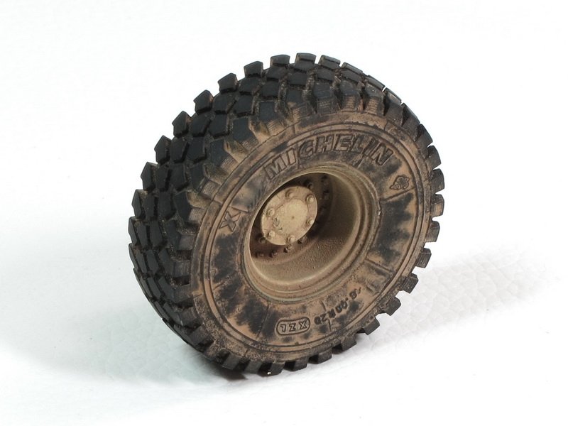 Roues lestées ET Model ER35-043 Modern « Buffalo » 6X6 MPCV (production 2004-2006) pour Bronco 35100 1/35 – Bild 3