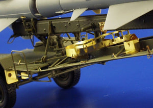 Eduard BIG3529 SA-2 MISSILE / ZiL-157 Camion TRUMPETER 1/35 – Bild 9