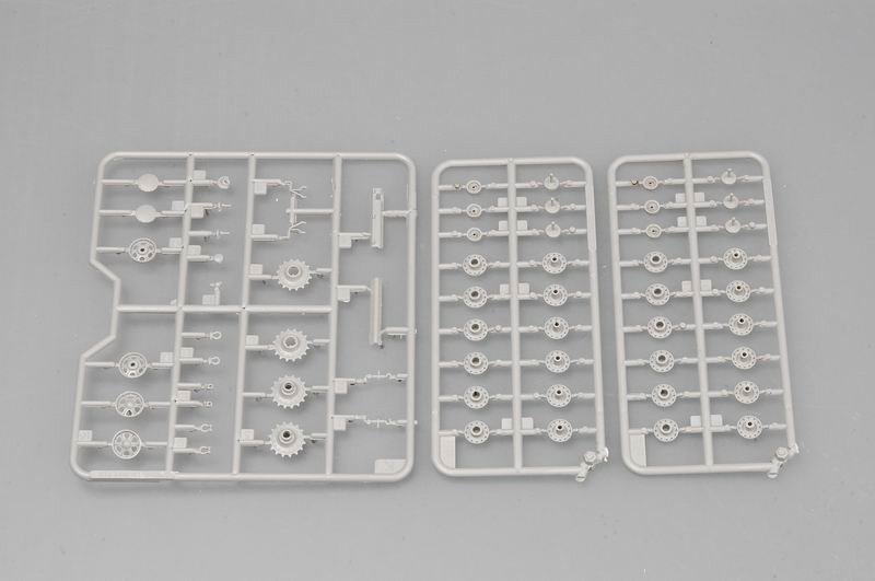 Trumpeter 07266 Char allemand Pz.kpfw KV-2 754( r ) (1/72) – image 4