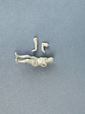 Maquette Copper State Models F32-071 Aviateur français sautant de son Nieuport 1/32 – imagen 3