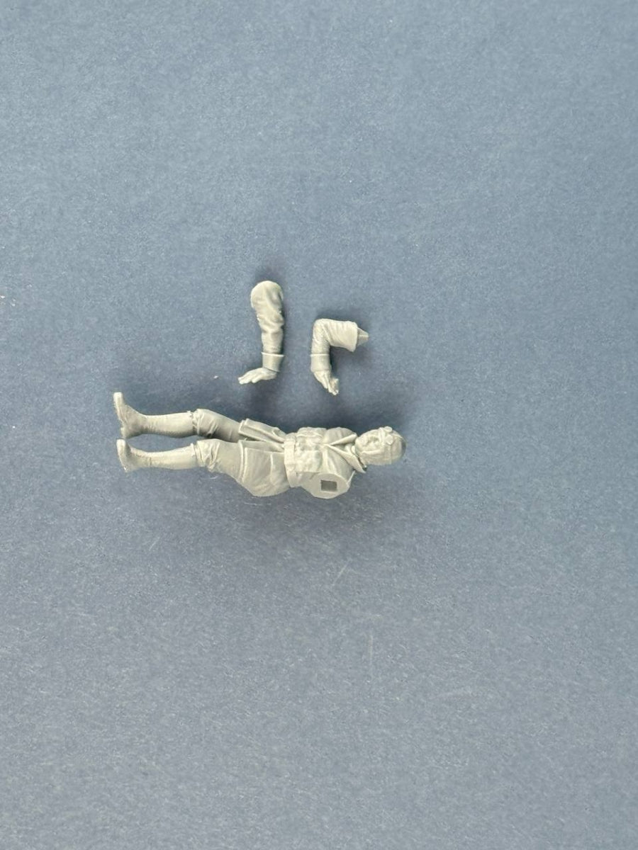Maquette Copper State Models F32-071 Aviateur français sautant de son Nieuport 1/32 – imagen 3