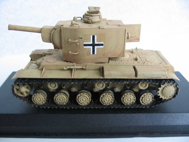 PST 72037 Pz.Kpfw. 754(r) char lourd 1/72 – image 2