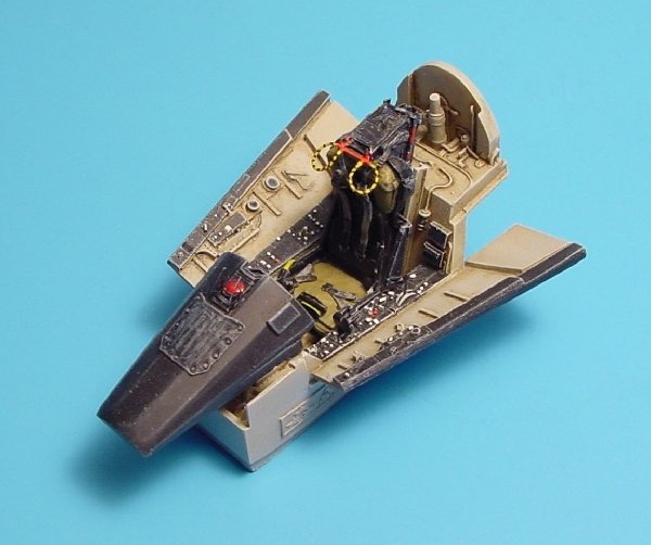 Ensemble de cockpit Aires 4204 F-8J Crusader 1/48 Hasegawa
