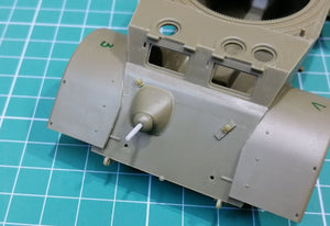 Eureka XXL ER-3570 Kit de mise à niveau et de rangement pour T17E1 Staghound (Bronco) 1/35 – image 15